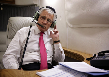 Hagel inicia su primera gira a Latinoamérica